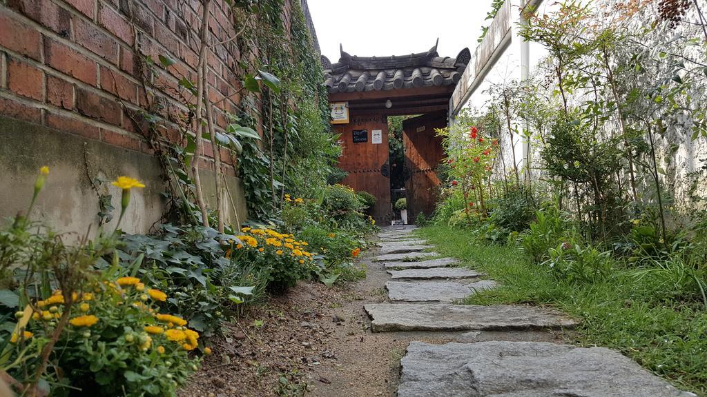 Inyeon Hanok Guesthouse Jeonju Eksteriør billede