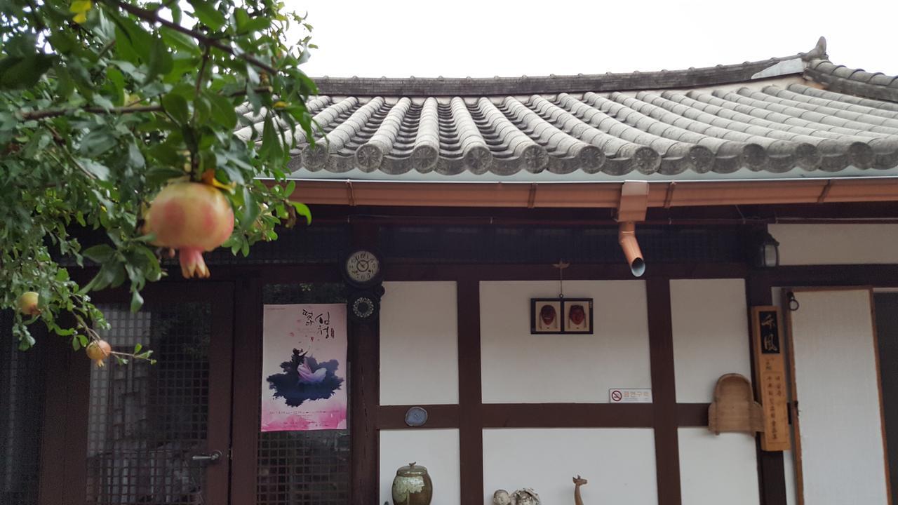 Inyeon Hanok Guesthouse Jeonju Eksteriør billede